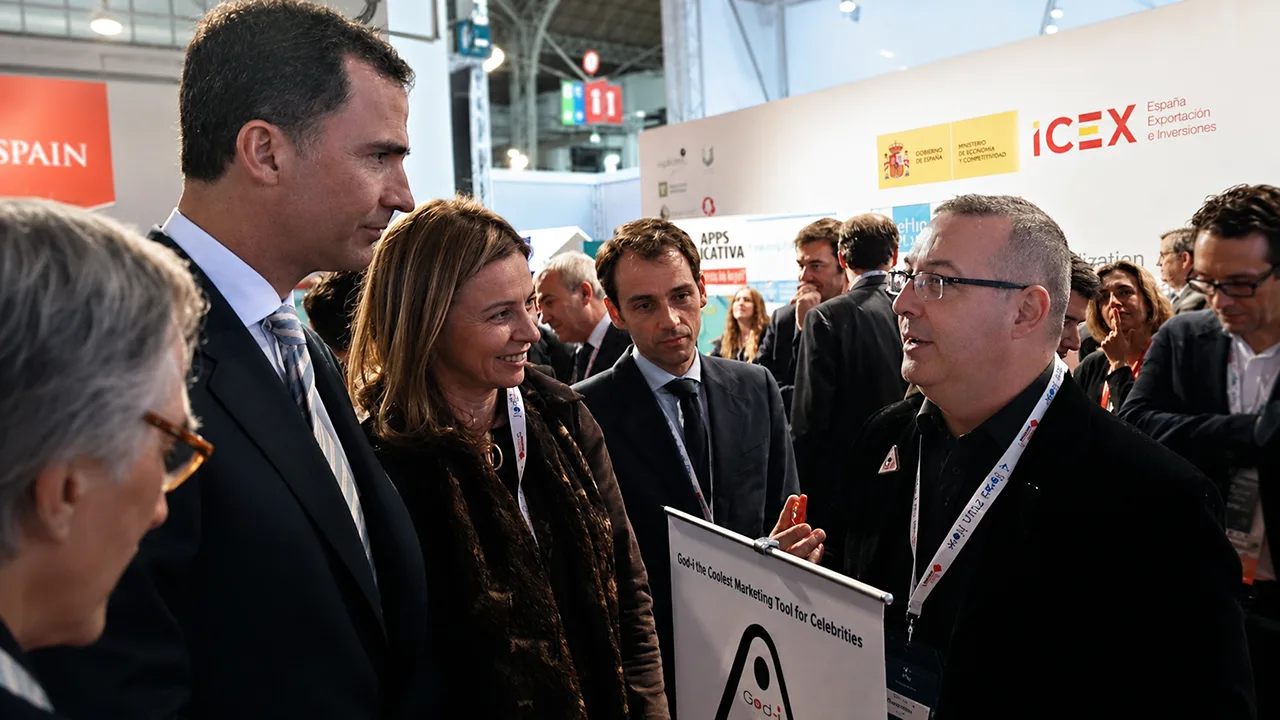 Mr.Q with King Felipe VI of Spain — Head of State